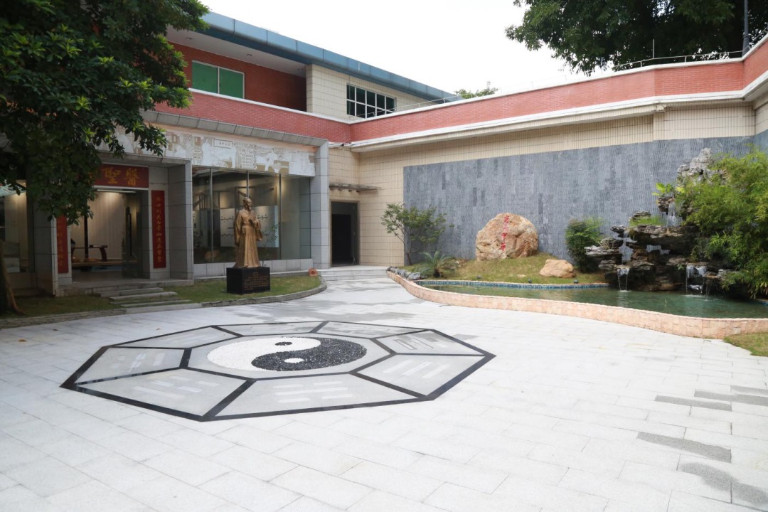 白云山亚洲必赢医圣堂科普基地获评第十三批广州市科学手艺普及基地