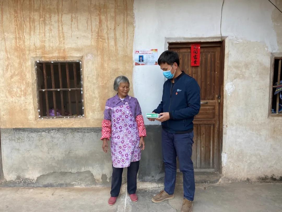 【初心如磐，，使命在肩】 坚守战场，，不负使命 —驻村扶贫第一书记战疫情